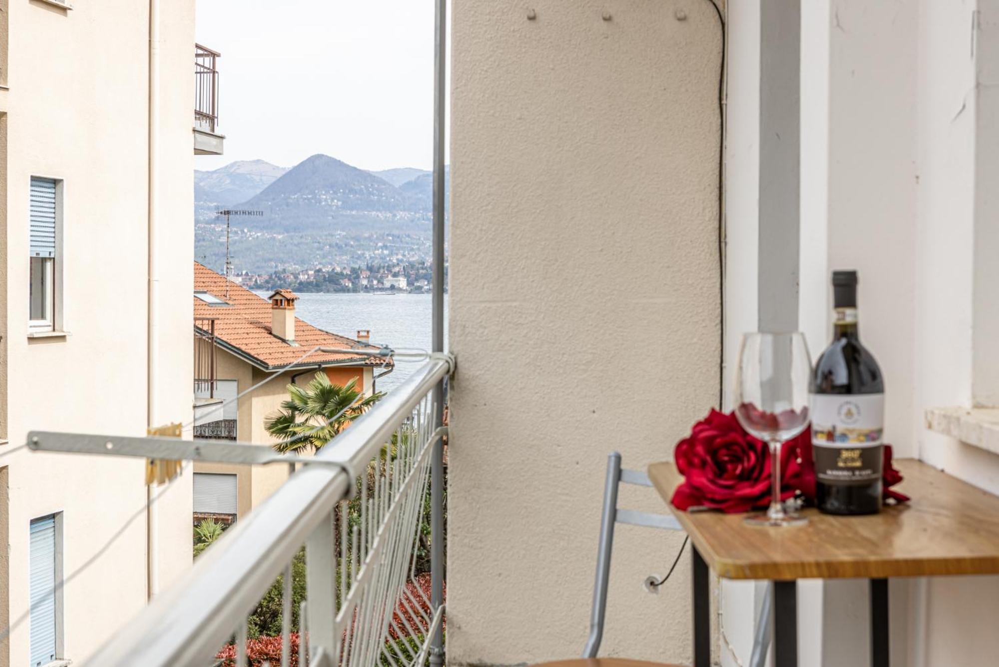 I Tetti Di Stresa Leilighet Eksteriør bilde